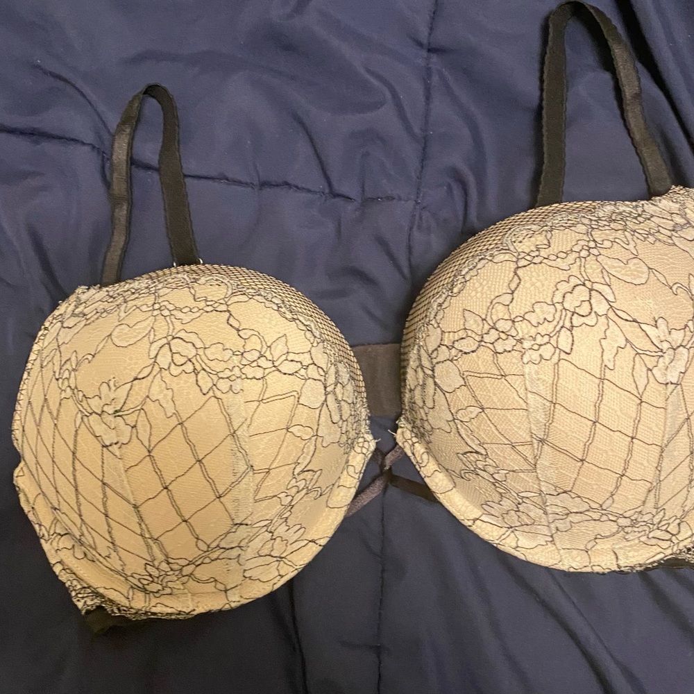 Victoria Secret “Bombshell” Bra - image 1